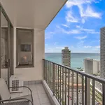 Steps To The Beach! Gorgeous Ocean-View Condo With Complimentary Parking